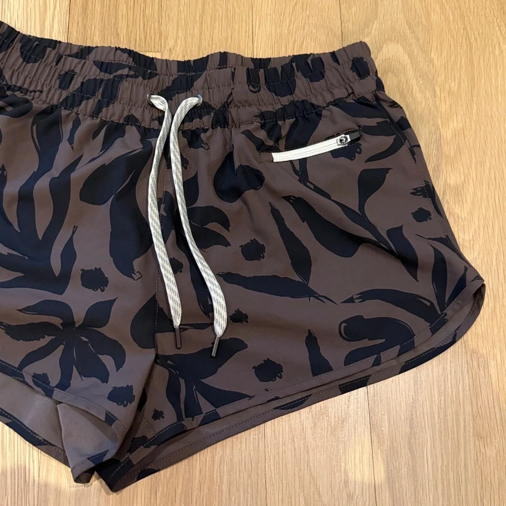Vuori clementine 2.0 shorts - Picture 2 of 5